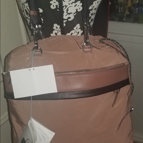 Old rose - Picture 12 of 12